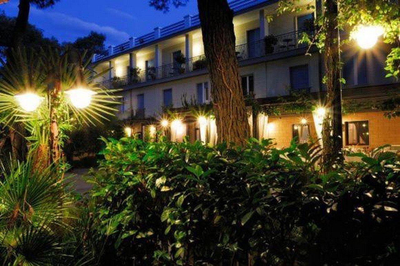 Hotel Villa Giusy Castellaneta Marina Exterior foto